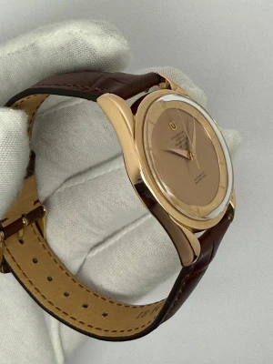 Universal Geneve Polerouter Deluxe 35mm 18ct Rose Gold Automatic 10357-1 1950s