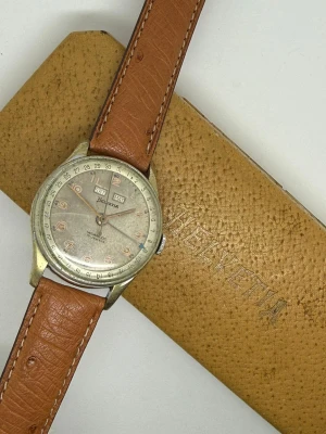 Helvetia Triple Date Calendar 35mm Vintage Patina Dial Ostrich Strap 1940s