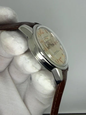 Longines Conquest Calendar Automatic 35mm Stainless Steel Two Tone Dial 9004-8 1959