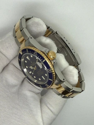 Rolex Submariner Date Bluesy 40mm Stainless Steel & 18ct Yellow Gold Blue Dial & Bezel 16613 2002
