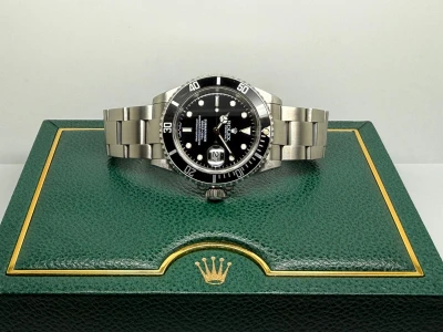 Rolex Submariner Date 40mm Stainless Steel Black Dial & Bezel 16610 2002
