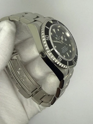 Rolex Sea-Dweller 4000 40mm Stainless Steel 16600 2006 Full Collectors Set