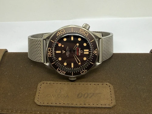 Omega Seamaster Diver 300M James Bond 007 No Time To Die 42mm Titanium 210.90.42.20.01.001 2022