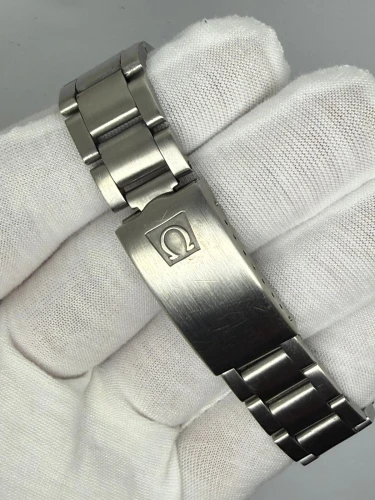 Omega Genève Manual Wind 36mm Stainless Steel Blue Dial 136.0103 1977