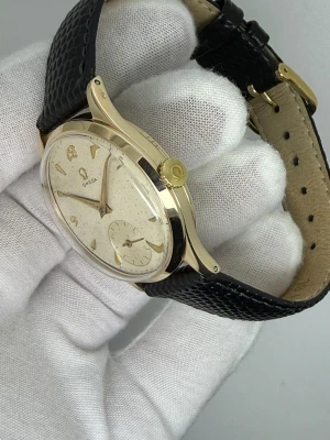 Omega Manual Wind Vintage 34mm 9ct Gold Small Seconds Dial Dennison Case 1950
