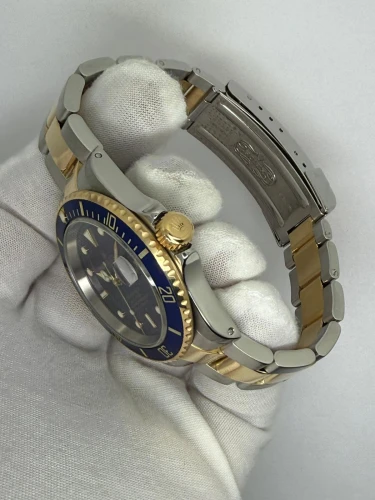 Rolex Submariner Date Bluesy 40mm Stainless Steel & 18ct Yellow Gold 16613 2002 Full Collectors Set