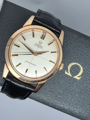 Omega Seamaster Automatic 34mm 18ct Rose Gold Cream Crosshair Dial 14704-61 SC 1962