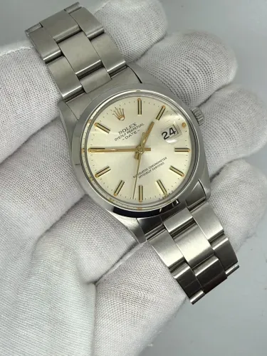 Rolex Oyster Perpetual Date 34mm Stainless Steel Silver Dial 15000 1981
