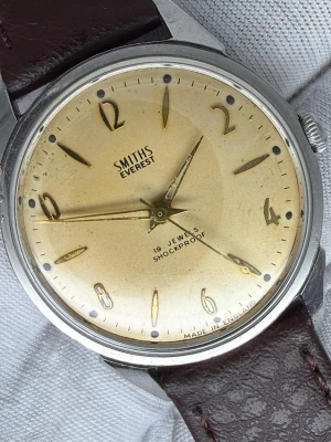 Smiths Everest 35mm Stainless Steel 19 Jewels Reference 0104 Early 1960s